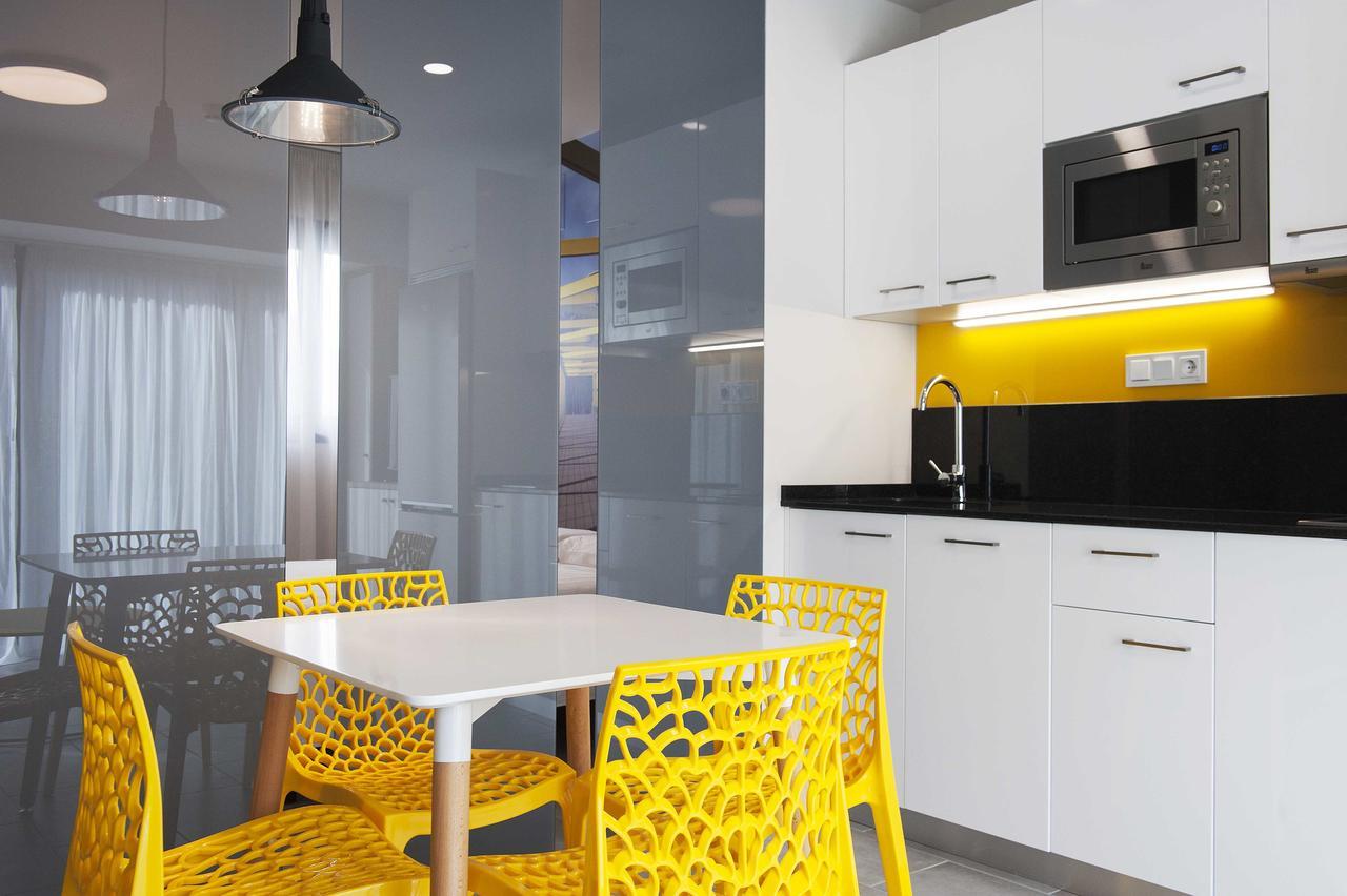 Apartamentos Divan Витория Экстерьер фото